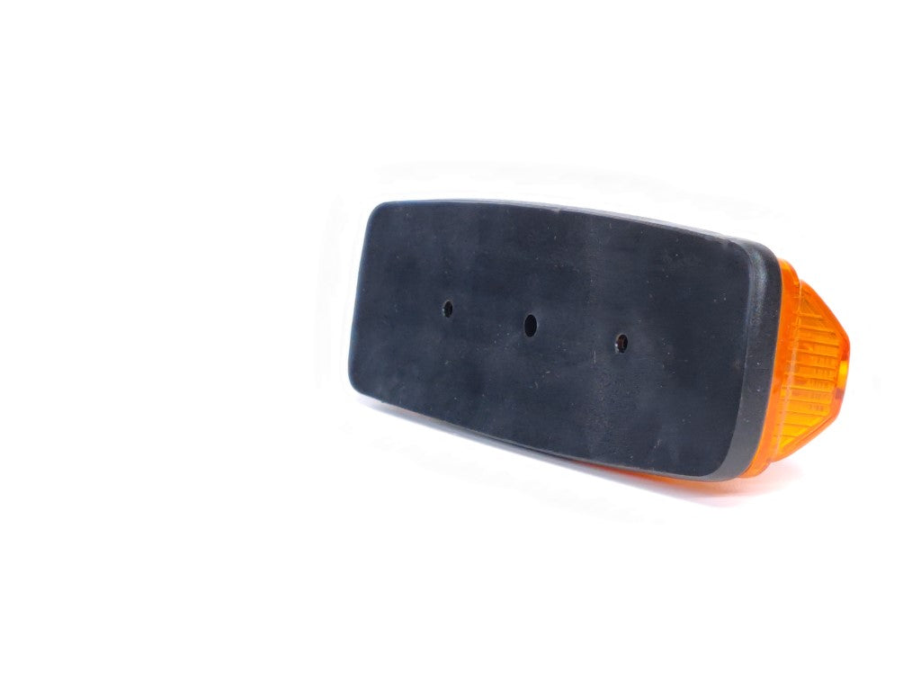 Dual-Chamber Position Lamp