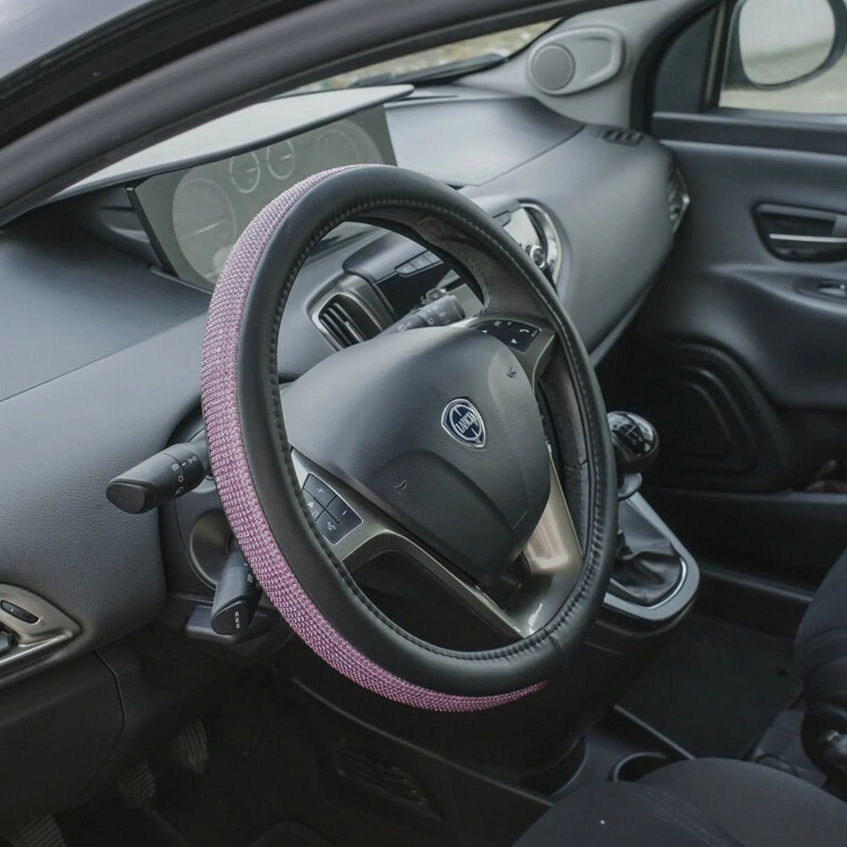 Diamonds Pink Steering Wheel Cover